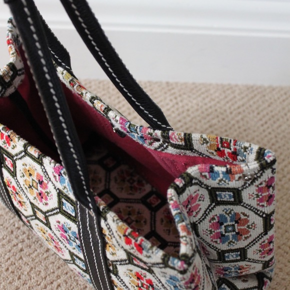 JUST CAMPAGNE Paris Tote - Picture 6 of 6